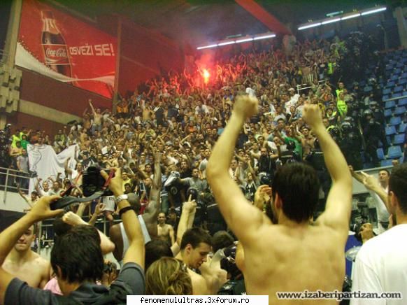 tot la cel meci coregrafii , fumigene , steaguri 2007