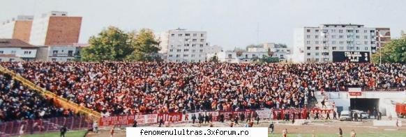 cea mai faina ca e din 2002.. :hi: poli arad