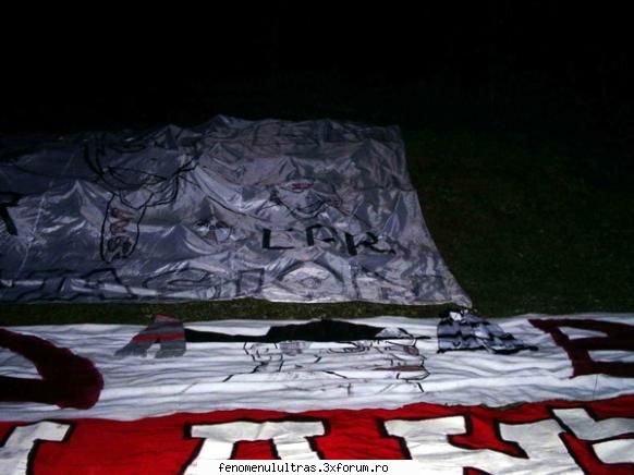 bannerul mad boys sa ce naiba era, capturat odata cu bannerul commando gruia  :zzz: capturi