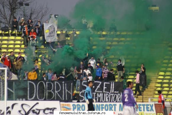 fc arges -deva :>:> coregrafii , fumigene , steaguri 2007