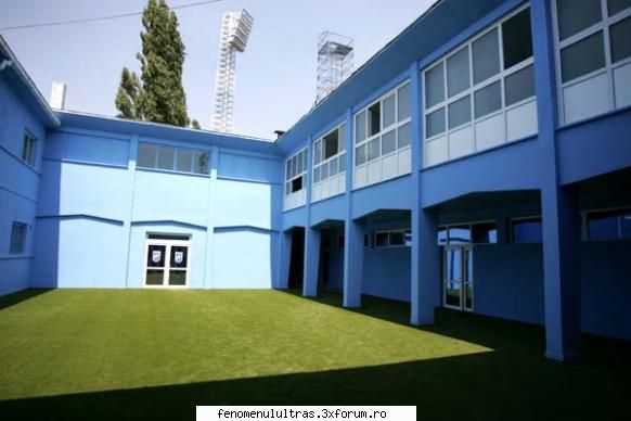 =) vestiarele stadionul ion oblemenco ..